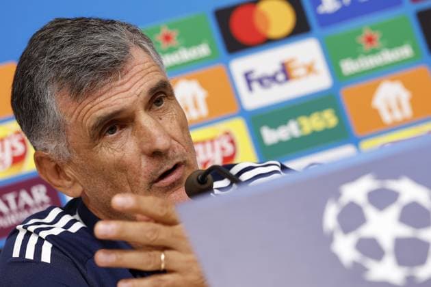 PIRAEUS - Olympiacos FC coach Jose Luis Mendilibar during the MD-1 press conference, PK, Pressekonferenz prior to the UEFA Champions League match between Olympiacos FC and PSV Eindhoven at the Georgios Karaiskakis Stadium on November 3, 2025, in Piraeus, Greece. ANP MAURICE VAN STEEN UEFA Champions League 2025-2026 xVIxANPxSportx xxANPxIVx 541130778 originalFilename: 541130778.jpg