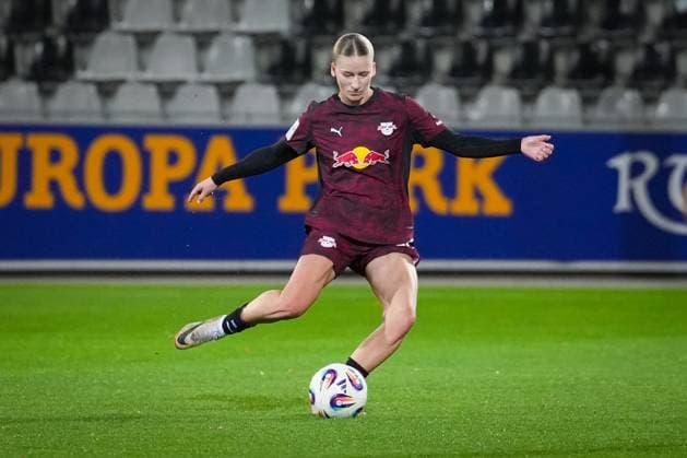 Soccer, Google Pixel Womens Bundesliga, 8 Matchday, 2025 2026, SC Freiburg vs RB Leipzig, 03 11 2025, Dreisamstadion, Freiburg, Marlene Müller RB Leipzig ,27 Freiburg Dreisamstadion Baden Württemberg Germany Copyright: xFINLEYxMÖRCHx