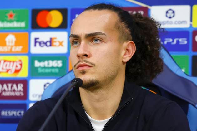 SSC Napoli training Arthur Theate of Eintracht Frankfurt during press conference, PK, Pressekonferenz PK, Pressekonferenz ahead of the UEFA Champions League 2025 26 League Phase MD4 against SSC Napoli at Stadio Maradona on November 3, 2025 in Naples ABPH0001 _10 Copyright: xAntonioxBalascox