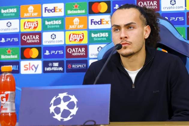 SSC Napoli training Arthur Theate of Eintracht Frankfurt during press conference, PK, Pressekonferenz PK, Pressekonferenz ahead of the UEFA Champions League 2025 26 League Phase MD4 against SSC Napoli at Stadio Maradona on November 3, 2025 in Naples ABPH0001 _3 Copyright: xAntonioxBalascox