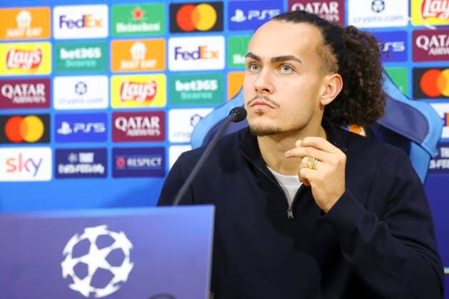 SSC Napoli training Arthur Theate of Eintracht Frankfurt during press conference, PK, Pressekonferenz PK, Pressekonferenz ahead of the UEFA Champions League 2025 26 League Phase MD4 against SSC Napoli at Stadio Maradona on November 3, 2025 in Naples ABPH0001 _7 Copyright: xAntonioxBalascox