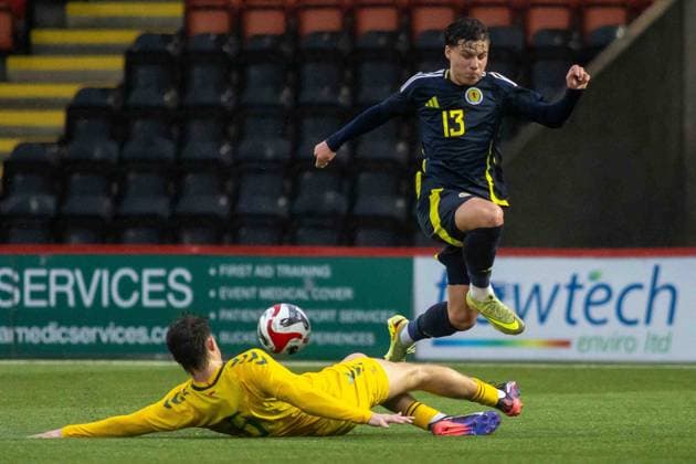 U17, U 17 Scotland v U17 Lithuania U17 European Championships 03 11 2025. Group H {persons athletically avoids a sliding challenge during the UEFA U17 s European Championships, Scotland vs Lithuania, Albert Bartlett Stadium, Airdrie, Scotland. 3 November 2025 Airdrie Albert Bartlett Stadium North Lanarkshire Scotland Editorial use only , Copyright: xColinxPoultneyx PSI-23150-0012
