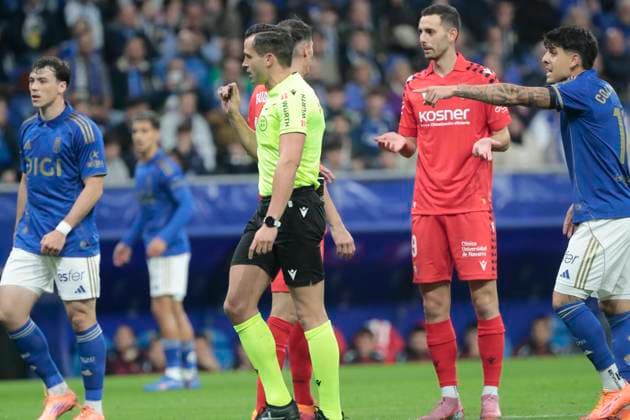 Spanish La Liga EA Sports soccer match Real Oviedo vs Osasuna at Carlos Tartiere Stadium in Oviedo, Asturias, Spain. 03 November 2025 900 Cordon Press  900 CordonxPress LOF - Real Oviedo vs Osasuna
