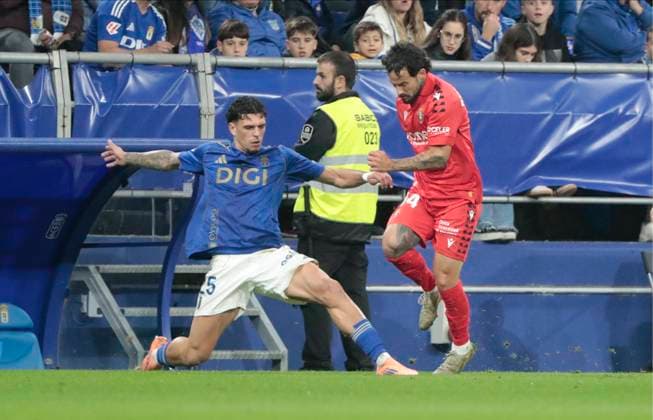 Spanish La Liga EA Sports soccer match Real Oviedo vs Osasuna at Carlos Tartiere Stadium in Oviedo, Asturias, Spain. 03 November 2025 900 Cordon Press  900 CordonxPress LOF - Real Oviedo vs Osasuna