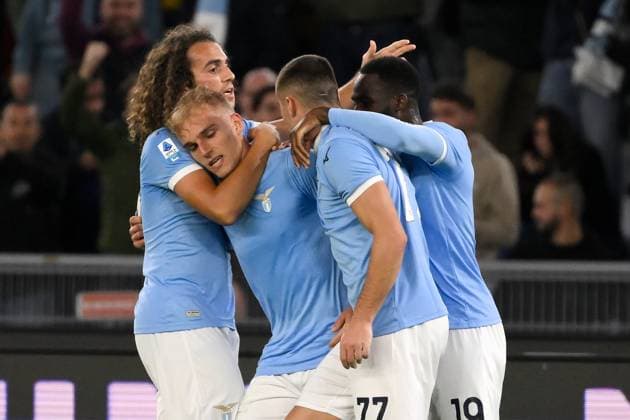 Gustav Isaksen of SS Lazio celebrates with team mates after scoring the goal of 1-0 during the Serie A 2025 2026 football match between SS Laziio and Cagliari Calcio at Stadio Olimpico in Rome (Italy), November 3, 2025. AndreaxStaccioli