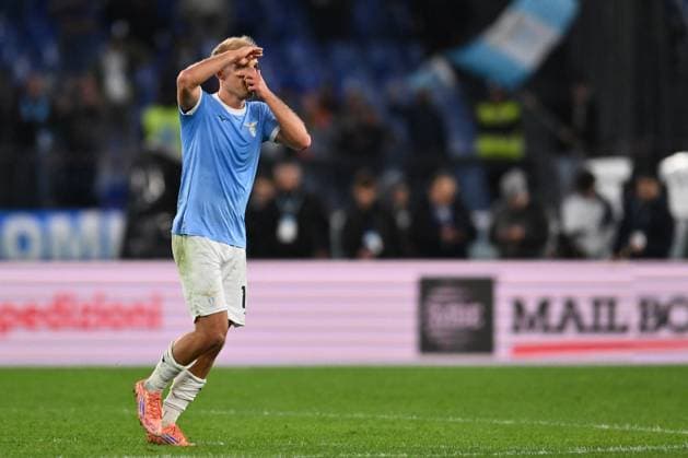 CALCIO - Serie A - SS Lazio vs Cagliari Calcio Gustav Isaksen of S.S. Lazio celebrates after scoring the goal of 1-0 during the 10th day of the Serie A Championship between S.S. Lazio and Cagliari Calcio at the Olympic Stadium on November 3, 2025 in Rome, Italy. Rome Italy  Copyright: xIPAxSport ABACAx