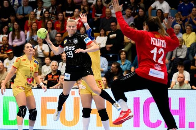 Gummersbach Handball Womens European Championship Qualification, Germany North Macedonia Antje Döll Doell Germany , Dragana Petkovska Macedonia Gummersbach Schwalbe Arena Germany