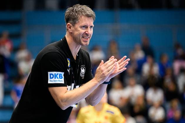 Gummersbach Womens Handball European Championship Qualification, Germany North Macedonia Coach Markus Gaugisch Germany Gummersbach Schwalbe Arena Germany