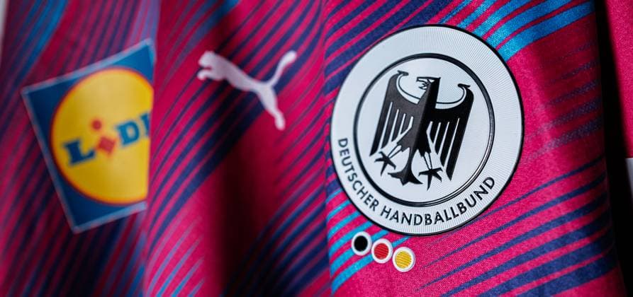 Gummersbach Handball Women Germany Photo shoot Logo DHB, Federal Eagle, special jersey Gummersbach Schwalbe Arena Germany