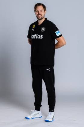 Gummersbach Handball Women Germany Photo shoot Co Coach Frederick Griesbach Germany Gummersbach Schwalbe Arena Germany