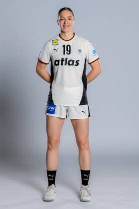 Gummersbach Handball Women Germany Photo shoot Nieke Kühne Kuehne Germany Gummersbach Schwalbe Arena Germany