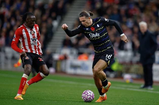 3rd November 2025; Stadium of Light, Sunderland, England; Premier League Football, Sunderland versus Everton; Jack Grealish of Everton runs at Bertrand Traore of Sunderland  CraigxCowan