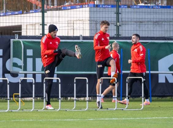 Soccer, Men, Season 2025 2026, 1 Bundesliga, 1 FC Union Berlin, Training, f l Christopher Trimmel 1 FC Union Berlin , Janik Haberer 1 FC Union Berlin , Josip Juranovic 1 FC Union Berlin , 04 11 2025, Copyright: xMatthiasxKochx
