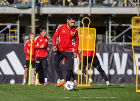 Soccer, Men, Season 2025 2026, 1 Bundesliga, 1 FC Union Berlin, Training, Livan Burcu 1 FC Union Berlin , 04 11 2025, Copyright: xMatthiasxKochx