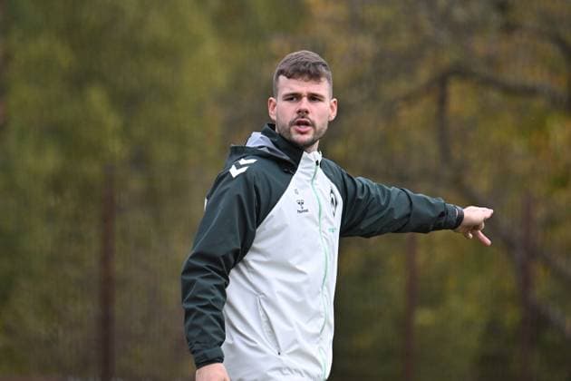 GER, 1 FBL, Werder Bremen Training 04 11 2025, Trainingsgelaende am WESERSTADION Platz 4 5, Bremen, GER, 1 FBL, Werder Bremen Training RAPHAEL DUARTE Co Trainer Werder Bremen nordphotoxGmbHxx xKokenge nph00001