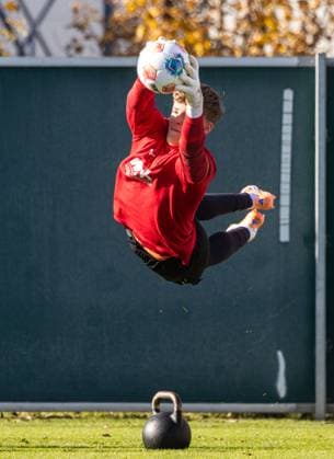 Finn Dahmen Goalkeeper FC Augsburg 1 , Parade FC Augsburg, Training,