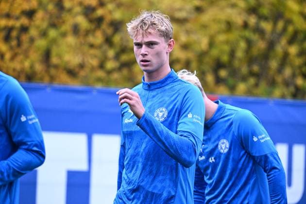04 11 2025, Football, Men, 2 BL, Season 2025 2026, Training Holstein Kiel Kasper Davidsen Kiel, Projensdorf Projensdorf, Training ground, Rase Schleswig Holstein Germany