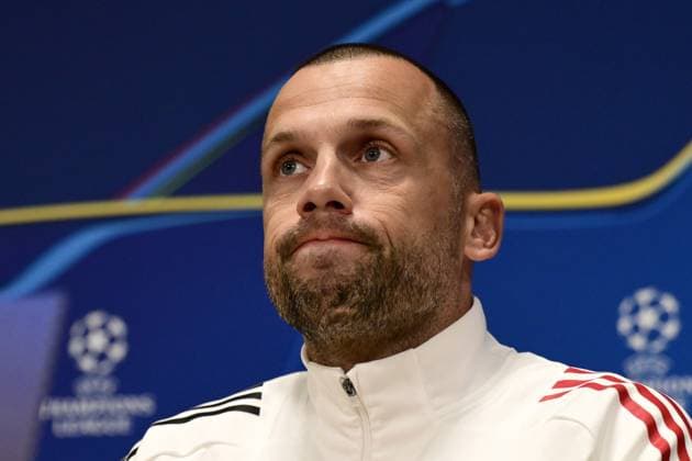 AMSTERDAM - Ajax coach Johnny Heitinga during the press conference, PK, Pressekonferenz before the Champions League match against Galatasaray at the De Toekomst sports complex on November 4, 2025, in Amsterdam, Netherlands. ANP OLAF KRAAK UEFA Champions League 2025-2026 xVIxANPxSportx xxANPxIVx 541204327 originalFilename: 541204327.jpg