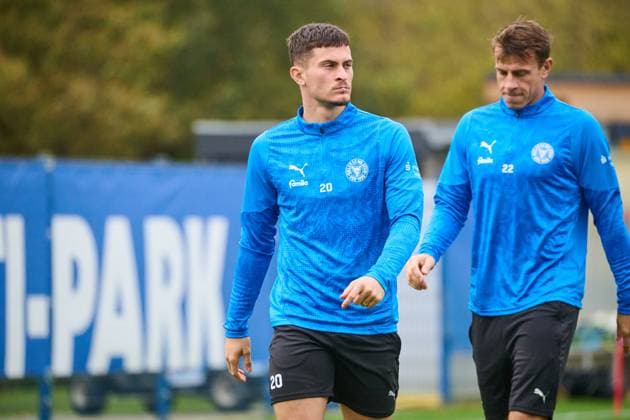 04 11 2025, Football, Men, 2 BL, Season 2025 2026, Training Holstein Kiel Adrian Kapralik Kiel, Projensdorf Projensdorf, Training ground, Rase Schleswig Holstein Germany