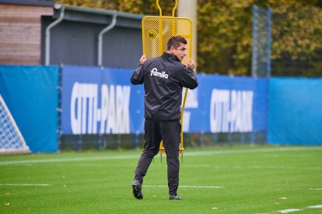 04 11 2025, Football, Men, 2 BL, Season 2025 2026, Training Holstein Kiel Coach Marcel Rapp Kiel, Projensdorf Projensdorf, Training ground, Rase Schleswig Holstein Germany