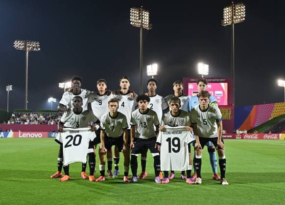 Germany v Colombia: Group G - FIFA U-17 World Cup Qatar 2025 Germany team players pose for a team photo prior to the FIFA U-17 World Cup Qatar 2025 Group G match between Germany and Colombia in Doha, Qatar, on November 4, 2025 DOHA Qatar Copyright: xNOUSHADx