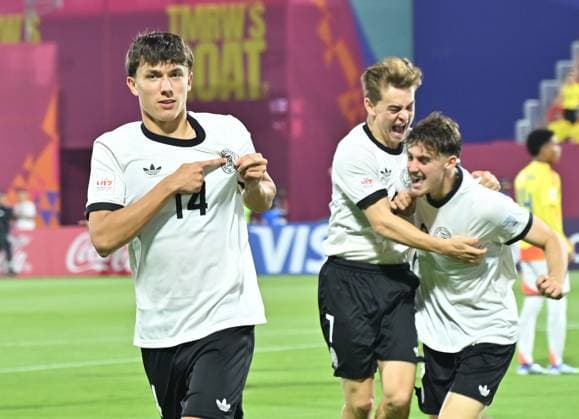 Germany v Colombia: Group G - FIFA U-17 World Cup Qatar 2025 Toni LANGSTEINER of Germany celebrate after scoring goal during the FIFA U-17 World Cup Qatar 2025 Group G match between Germany and Colombia in Doha, Qatar, on November 4, 2025 DOHA Qatar Copyright: xNOUSHADx