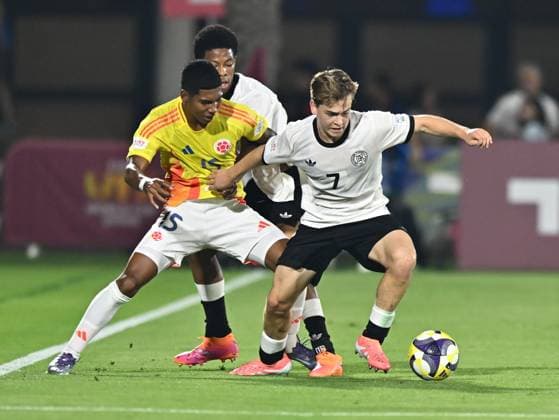 Germany v Colombia: Group G - FIFA U-17 World Cup Qatar 2025 Benjamin LEY of Germany and Miguel SOLARTE of Colombia in action during the FIFA U-17 World Cup Qatar 2025 Group G match between Germany and Colombia in Doha, Qatar, on November 4, 2025 DOHA Qatar Copyright: xNOUSHADx