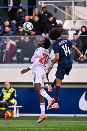 Uefa Youth League Paris Saint Germain U19 FC Bayern Munich U19 04 11 2025 PARIS, FRANCE 4 NOVEMBER in the duel Frank EGWUATU FC Bayern Munich U19 20 and Rayan ABO EL NAY PSG 14 during the league match between Paris Saint Germain U19 and FC Bayern Munich U19 on matchday 4 of the UEFA Youth League at PSG Campus on 04 11 2025 Copyright: xBEAUTIFULxSPORTS Goldbergx