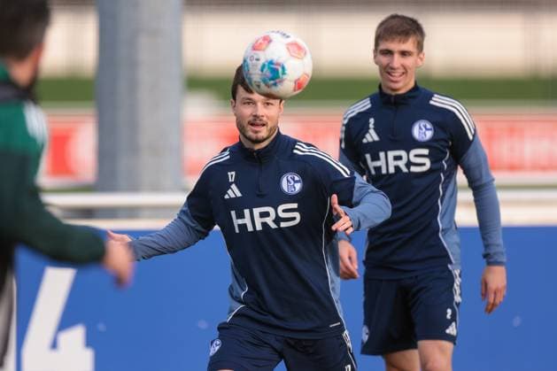 04 11 2025, Football, Season 2025 2026, Training FC Schalke 04, Adrian Gantenbein FC Schalke 04 , Gelsenkirchen Training ground FC Schalke 04 NRW Germany xRHR PHOTO YYx Copyright: RHR-FOTOx RHR-FOTO YY
