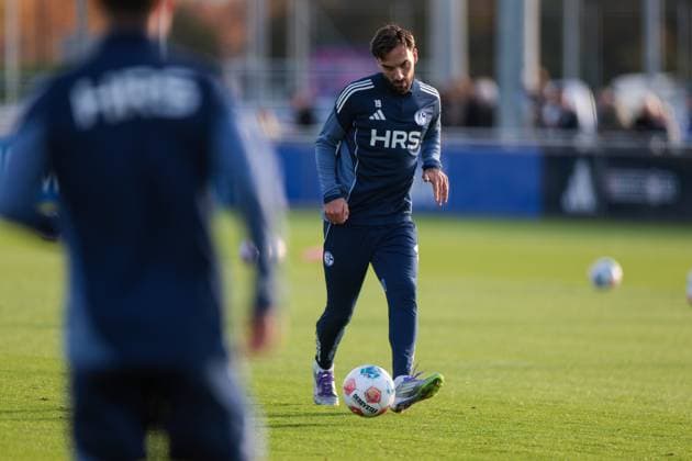 04 11 2025, Football, Season 2025 2026, Training FC Schalke 04, Kenan Karaman FC Schalke 04 , Gelsenkirchen Training ground FC Schalke 04 NRW Germany xRHR PHOTO YYx Copyright: RHR-FOTOx RHR-FOTO YY