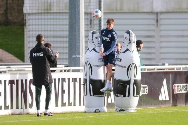 04 11 2025, Football, Season 2025 2026, Training FC Schalke 04, Felipe Sanchez FC Schalke 04 , Gelsenkirchen Training ground FC Schalke 04 NRW Germany xRHR PHOTO YYx Copyright: RHR-FOTOx RHR-FOTO YY