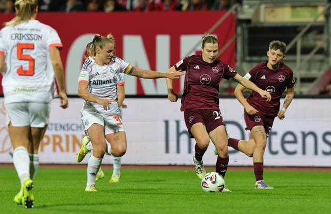 04 11 2025 Soccer Season 2025 2026 1 Women Soccer Bundesliga 09 Matchday 1 FC Nuremberg FCN Club FC Bayern Munich FCB Sportfoto Zink DaMa xdaxmax Georgia Stanway 31, FC Bayern Munich FCB Nastassja Lein 24, 1 FC Nuremberg FCN