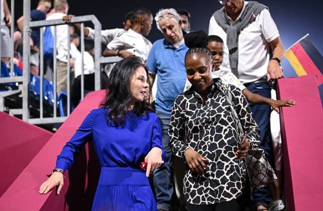 Soccer, Junior U 17 World Cup 2025 Doha Qatar preliminary round 04 11 2025 Group G Germany Colombia President of the UN General Assembly, Annalena Baerbock li with German fans after the match