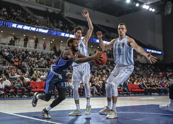 Turk Telekom v Panionios - BKT EuroCup Basketball ANKARA, TURKIYE - NOVEMBER 04: Marko Simonovic (11) of Turk Telekom in action during the 6th week of the BKT EuroCup between Turk Telekom and Panionios at the Ankara Sports Hall on November 04, 2025 in Ankara, Turkiye. Cem Genco Anadolu Ankara Turkey. Editorial use only. Please get in touch for any other usage.  Copyright: x2025xAnadoluxCemxGencox