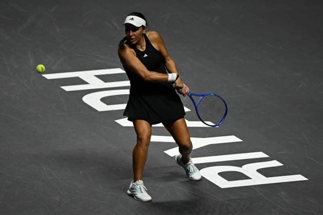 WTA, Tennis Damen Finals 2025 in Riyadh - Day Four RIYADH, SAUDI ARABIA - NOVEMBER 4: Aryna Sabalenka of the United States plays against Jessica Pegula of the United States during their second group-stage match on Day 4 of the 2025 WTA Finals, part of the Hologic WTA Tour, at King Saud University Indoor Arena in Riyadh, Saudi Arabia, on November 4, 2025. Artur Widak Anadolu Riyadh Saudi Arabia. Editorial use only. Please get in touch for any other usage.  Copyright: x2025xAnadoluxArturxWidakx