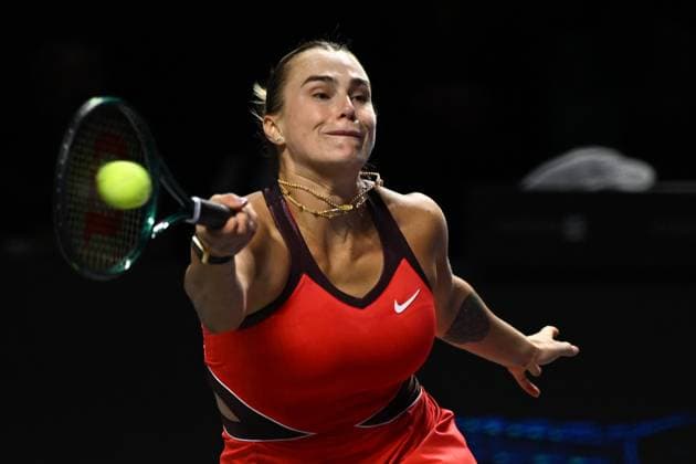 WTA, Tennis Damen Finals 2025 in Riyadh - Day Four RIYADH, SAUDI ARABIA - NOVEMBER 4: Aryna Sabalenka of the United States plays against Jessica Pegula of the United States during their second group-stage match on Day 4 of the 2025 WTA Finals, part of the Hologic WTA Tour, at King Saud University Indoor Arena in Riyadh, Saudi Arabia, on November 4, 2025. Artur Widak Anadolu Riyadh Saudi Arabia. Editorial use only. Please get in touch for any other usage.  Copyright: x2025xAnadoluxArturxWidakx