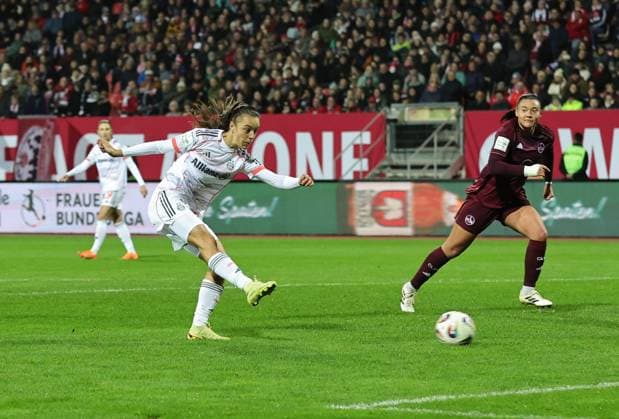 04 11 2025 Soccer Season 2025 2026 1 Women Soccer Bundesliga 09 Matchday 1 FC Nuremberg FCN Club FC Bayern Munich FCB Sportfoto Zink DaMa xdaxmax Goal Goal Shot to 0 5 Goalscorer Natalia Padilla Bidas 23, FC Bayern Munich FCB