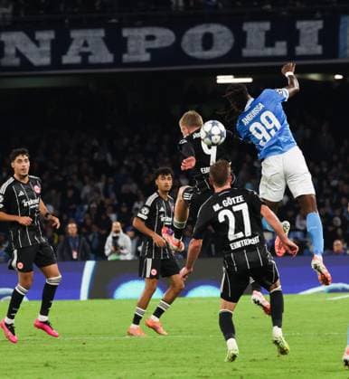 November 4, 2025, Napoli, Napoli, Italia: Frank Anguissa of SSC Napoli During the Champions League match between Napoli and Eintracht Frankfurt on November 4, 2025, at the Diego Armando Maradona Stadium in Naples..Photo: Napoli Italia - ZUMAs236 20251104_aap_s236_043 Copyright: xFabioxSassox