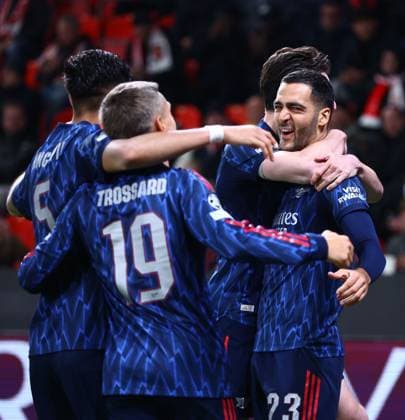Mikel Merino of Arsenal celebrates scoring his sides second goal with team-mates Slavia Prague v Arsenal, UEFA Champions League, Group Stage, Football, Fortuna Arena, Prague, Czechia - 04 Nov 2025Prague Fortuna Arena Czech Republic EDITORIAL USE ONLY No use with unauthorised audio, video, data, fixture lists, club league logos or live services. Online in-match use limited to 120 images, no video emulation. No use in betting, games or single club league player publications.  Copyright: xMichaelxZemanek Shutterstockx 15642030w