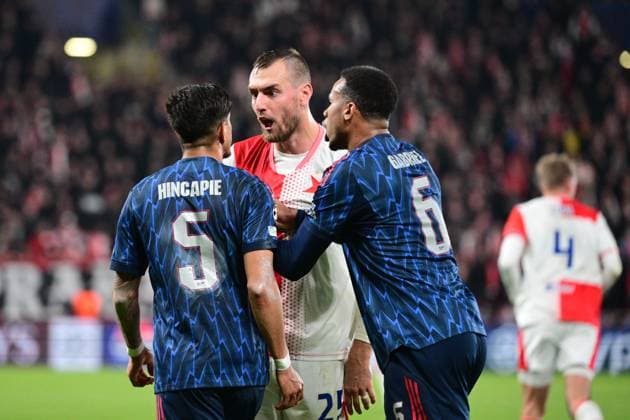 From left Piero Hincapie of Arsenal, Tomas Chory of Slavia, Gabriel of Arsenal in action during the Football Champions League 4th round match: Slavia Prague vs Arsenal in Prague, Czech Republic, November 4, 2025. (CTKxPhoto MichalxKamaryt) CTKPhotoP2025110407991  CTKPhotoP2025110407991