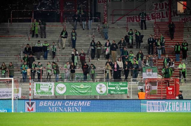 Soccer, Women, Season 2025 2026, Google Pixel Women Bundesliga 9 Matchday , 1 FC Union Berlin VfL Wolfsburg, Fans of Wolfsburg in the guest block, 04 11 2025, Copyright: xMatthiasxKochx