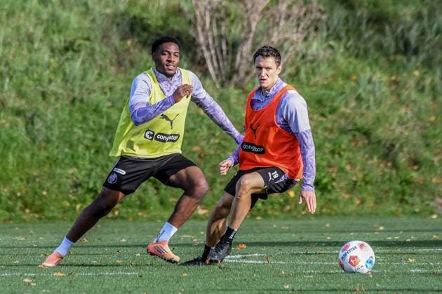 Oladapo Afolayan Kaars Martijn Pauli Germany , Hamburg , Training ground at Kollaustrasse , Football , 1 Bundesliga , Training of FC St Pauli