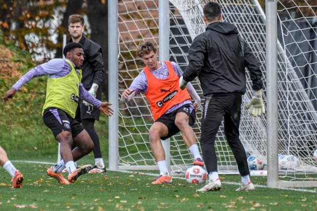 Oladapo Afolayan Jannik Robatsch Nikola Vasilj Pauli Germany , Hamburg , Training ground at Kollaustrasse , Football , 1 Bundesliga , Training of FC St Pauli