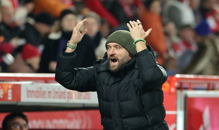 Coach Stephan Lerch scolds action upper body Sport Football Soccer Women Womens Bundesliga 9 Matchday Season 2025 2026 04 11 2025 1 FC Union Berlin vs VfL Wolfsburg WOB DFL regulations prohibit any use of photographs as image sequences and or quasi video