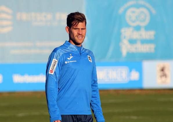 Football, Men, 3 Liga, Season 2025 2026, TSV 1860 Munich, Training Florian Niederlechner TSV 1860 Munich standing head, upper body