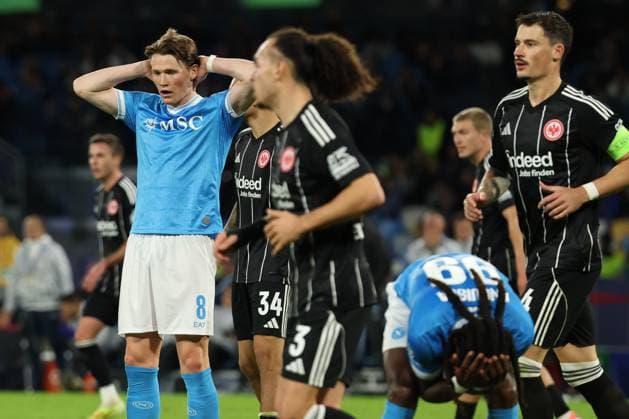 Napoli s Scott McTominay during the UEFA Champions League football match between Napoli vs Eintracht - Champions League 2025 2026 - Diego Armando Maradona stadium November 04, 2025 Naples, Italy soccer  Copyright: xAlessandroxGarofalo LaPressex