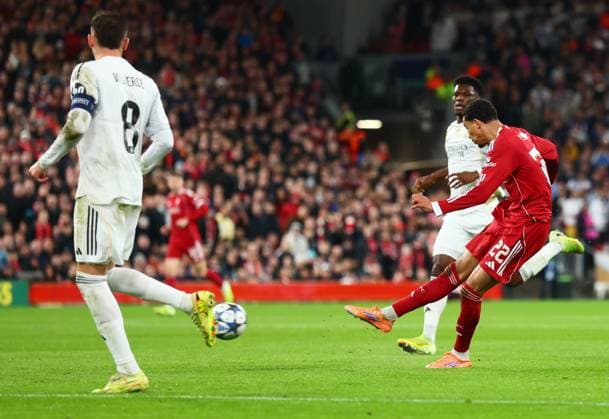 Hugo Ekitike of Liverpool shoots at goal Liverpool v Real Madrid, UEFA Champions League, Group Stage, Football, Anfield, Liverpool, UK - 04 Nov 2025Liverpool Anfield United Kingdom EDITORIAL USE ONLY No use with unauthorised audio, video, data, fixture lists, club league logos or live services. Online in-match use limited to 120 images, no video emulation. No use in betting, games or single club league player publications. Copyright: xPaulxCurrie Shutterstockx 15642053ay