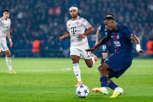 04 11 2025, Paris Saint Germain vs FC Bayern Munich, UEFA Champions League, 04 Matchday Serge Gnabry FC Bayern Muenchen, 7 Copyright: xBahhoxKarax