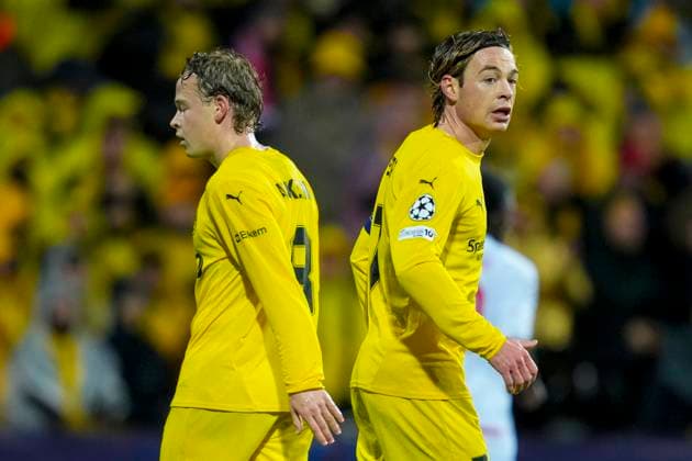 Football, Champions League 2025 2026 Bodo Glimt Monaco Bodo 20251104 Bodo Glimts Sondre Auklend and Patrick Berg during the Champions League football match between Bodo Glimt and Monaco at Aspmyra Stadium Photo Fredrik Varfjell NTB Bodo Norway EDITORIAL USE ONLY RESTRICTED USE FOR BETTING COMPANIES  Copyright: xFredrikxVarfjellx xNTBx
