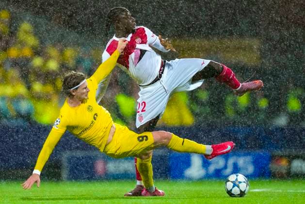 Football, Champions League 2025 2026 Bodo Glimt Monaco Bodo 20251104 Bodo Glimts Kasper Hogh and Monacos Mohammed Salisu during the Champions League football match between Bodo Glimt and Monaco at Aspmyra Stadium Photo Fredrik Varfjell NTB Bodo Norway EDITORIAL USE ONLY RESTRICTED USE FOR BETTING COMPANIES  Copyright: xFredrikxVarfjellx xNTBx